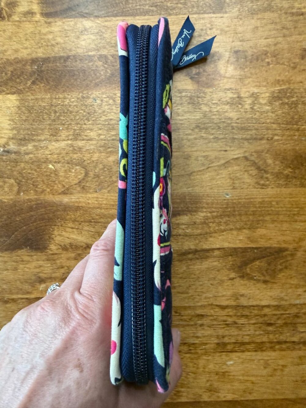 Vera Bradley Zip Around Accordion Wallet, Retired "Ribbons" Pattern, NWOT - Picture 3 of 16